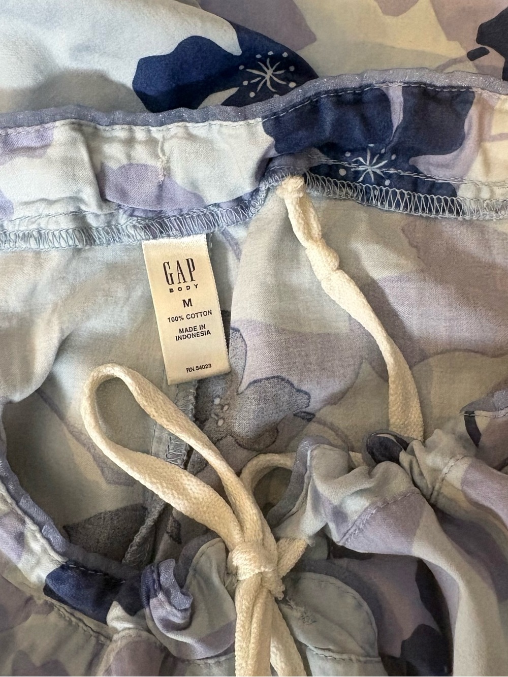 GAP Body Women's Light Blue & Navy Floral Cotton Pajama Shorts